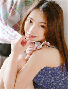 《18禁裸体美女脱内衣视频在线-乱世佳人全集》