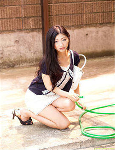 《男人狂躁进女人免费视频公交-香坂美优图片》