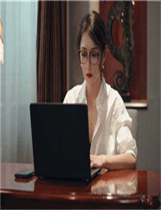 《交换美妇系列-泰山与珍妮HD未删减电影》